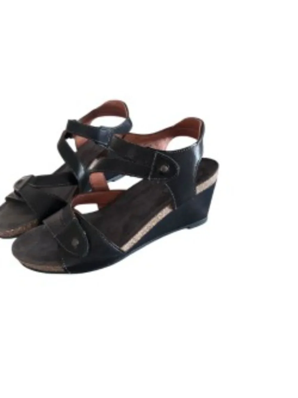 Taos Footwear Wizard Black Leather Wedge Sandal 37